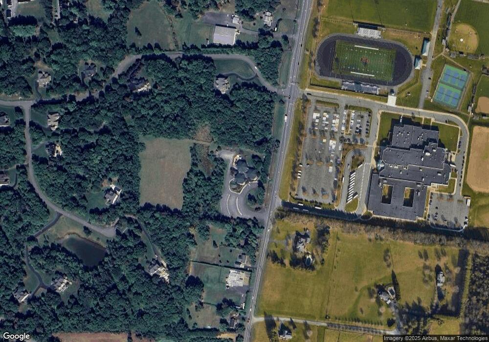 19357 Evergreen Mills Rd, Leesburg, VA 20175 - photo 1