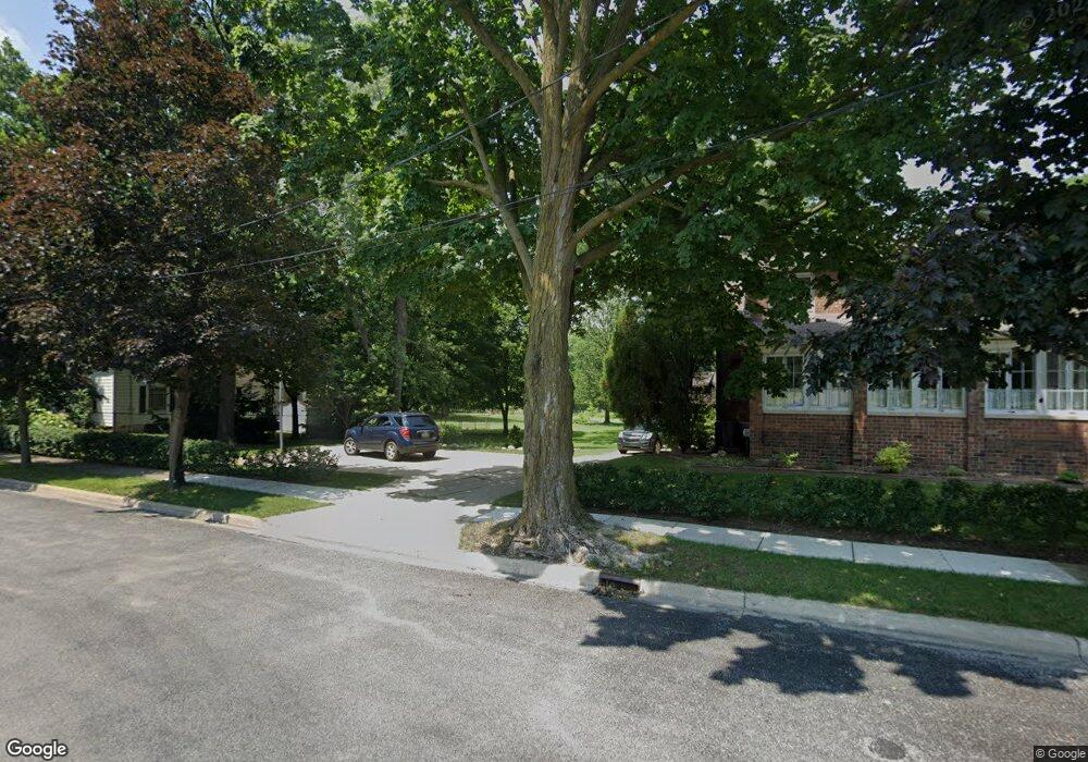 401 N Cedar St, Owosso, MI 48867 - photo 1