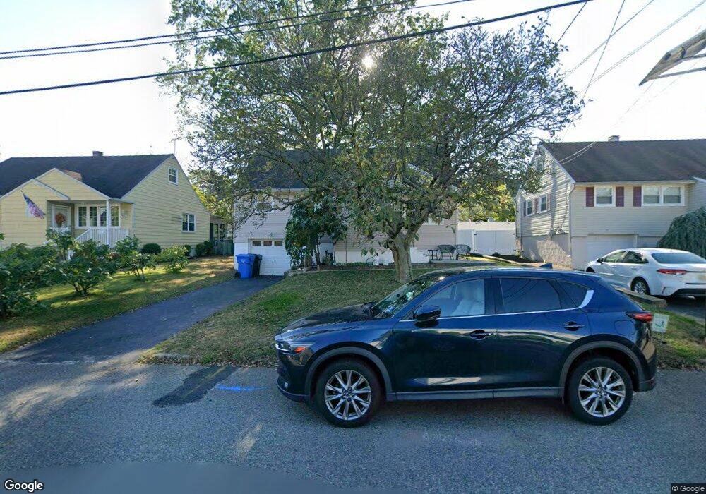 13 Reilly Ct, Metuchen, NJ 08840 - photo 1