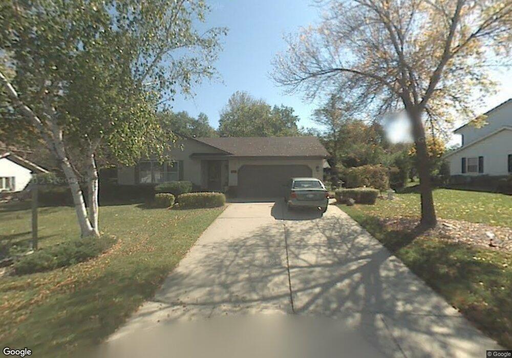 W163N8316 Tamarack Dr, Menomonee Falls, WI 53051 - photo 1