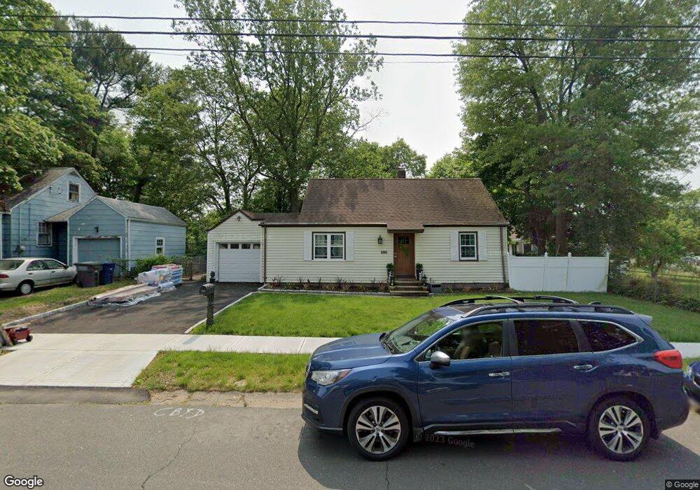 280 Hooker Rd, Bridgeport, CT 06610 - photo 1