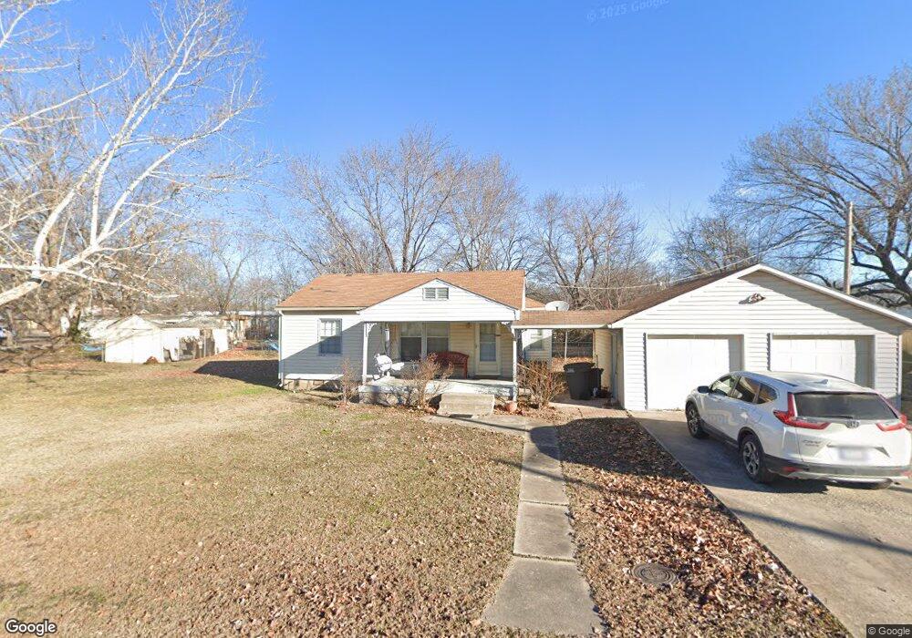 135 W Cherry, Sperry, OK 74073 - photo 1