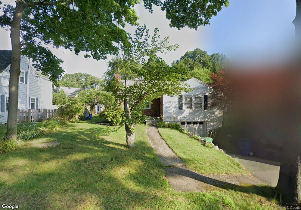 121 Walnut Hill Rd, Newton Highlands, MA 02461 - photo 1