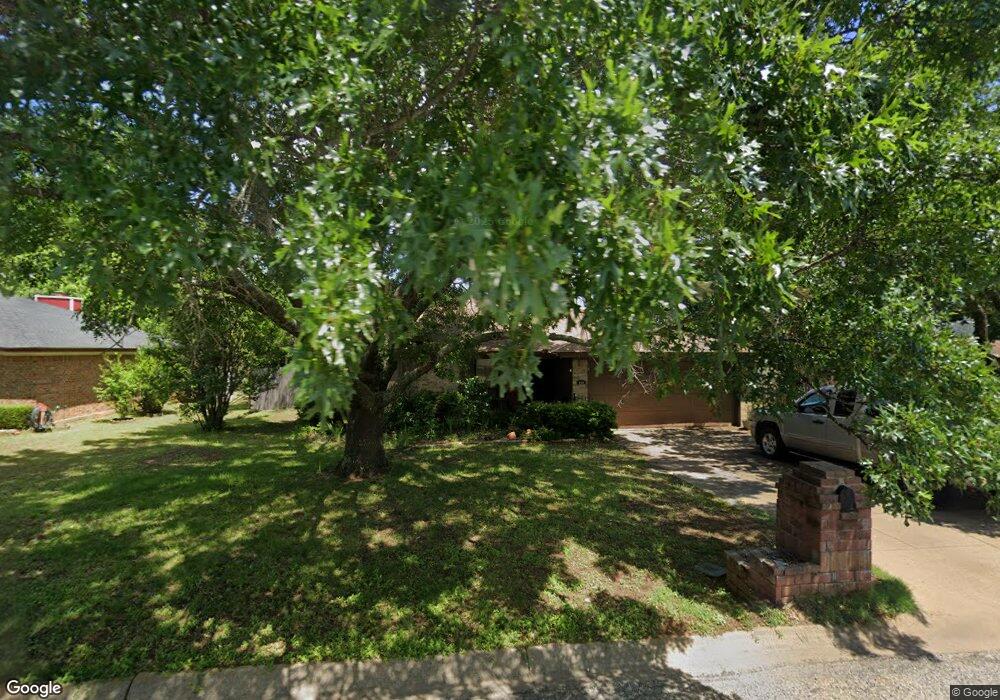 512 Casa Linda St, Joshua, TX 76058 - photo 1