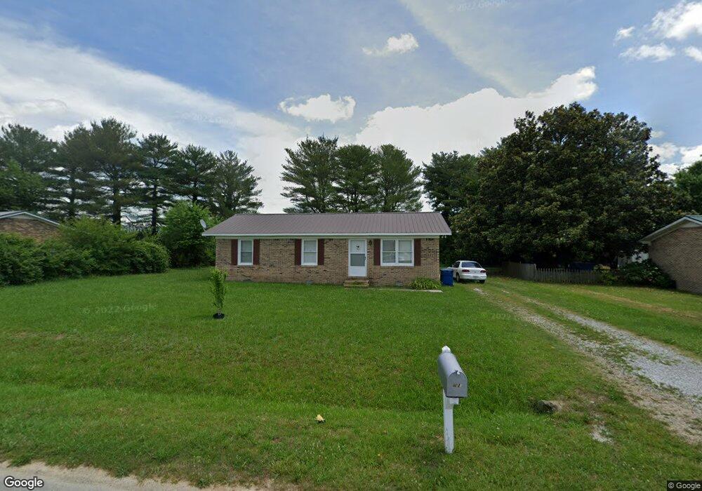 810 Sedgefield Ct, Manchester, TN 37355 - photo 1