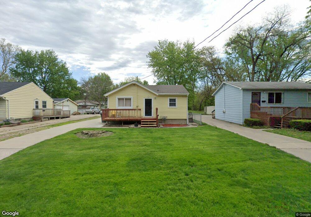 1705 E 29th St, Des Moines, IA 50317 - photo 1