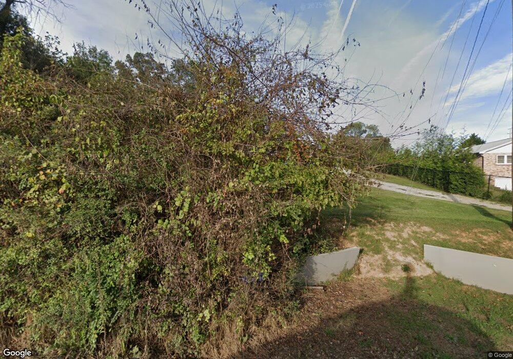 226 Queen St, Hendersonville, NC 28792 - photo 1