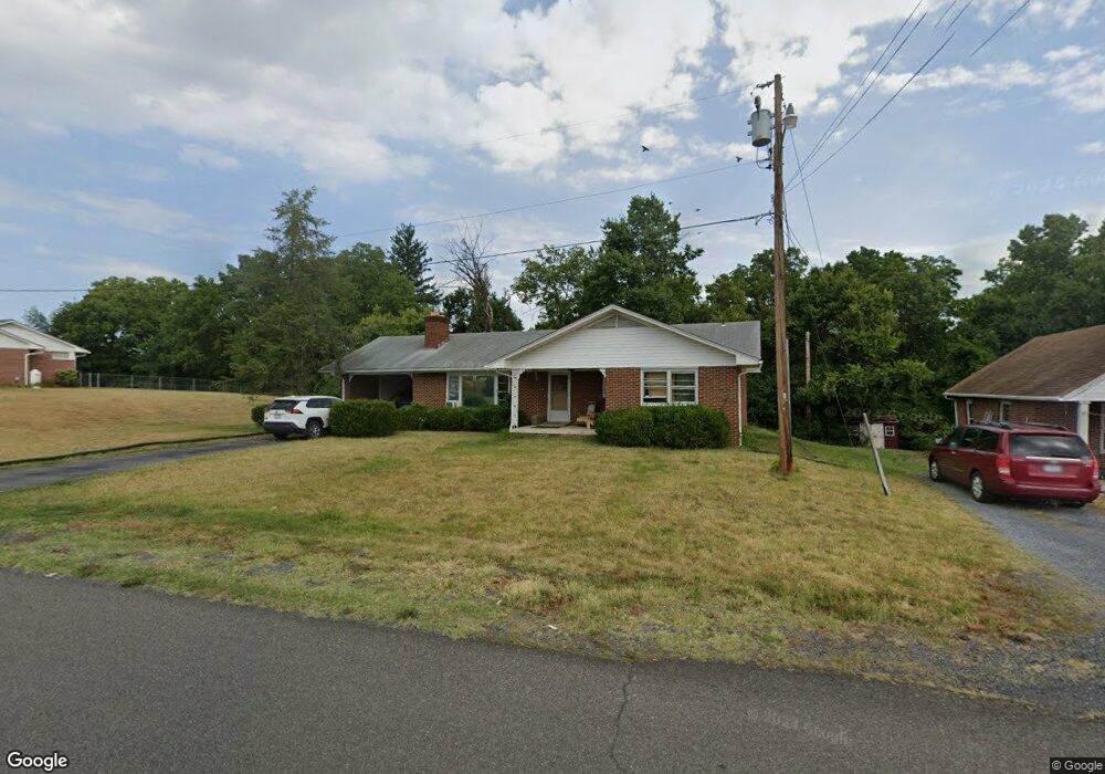 36 E Strasburg Rd, Front Royal, VA 22630 - photo 1