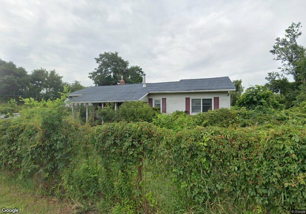 575 Tomlin Rd, Gibbstown, NJ 08027 - photo 1