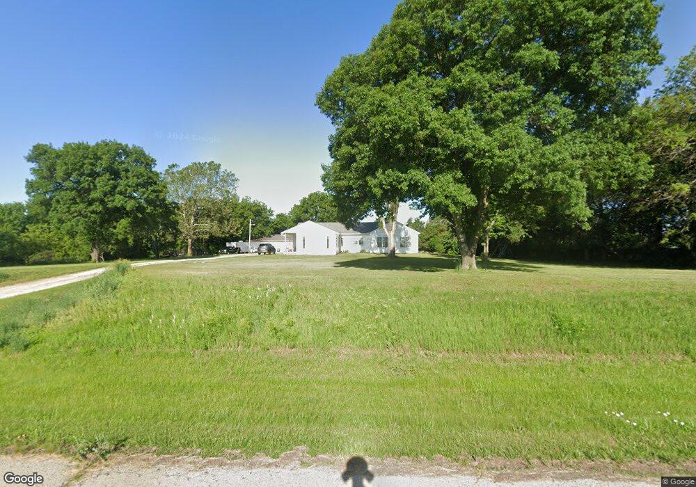 8827 SW Burlingame Rd, Wakarusa, KS 66546 - photo 1