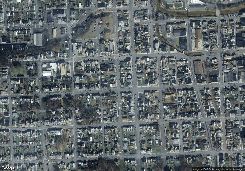 719 W Spruce St, Shamokin, PA 17872 - photo 1