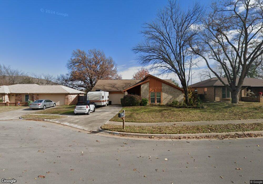 3833 Fox Hollow Dr, Bedford, TX 76021 - photo 1