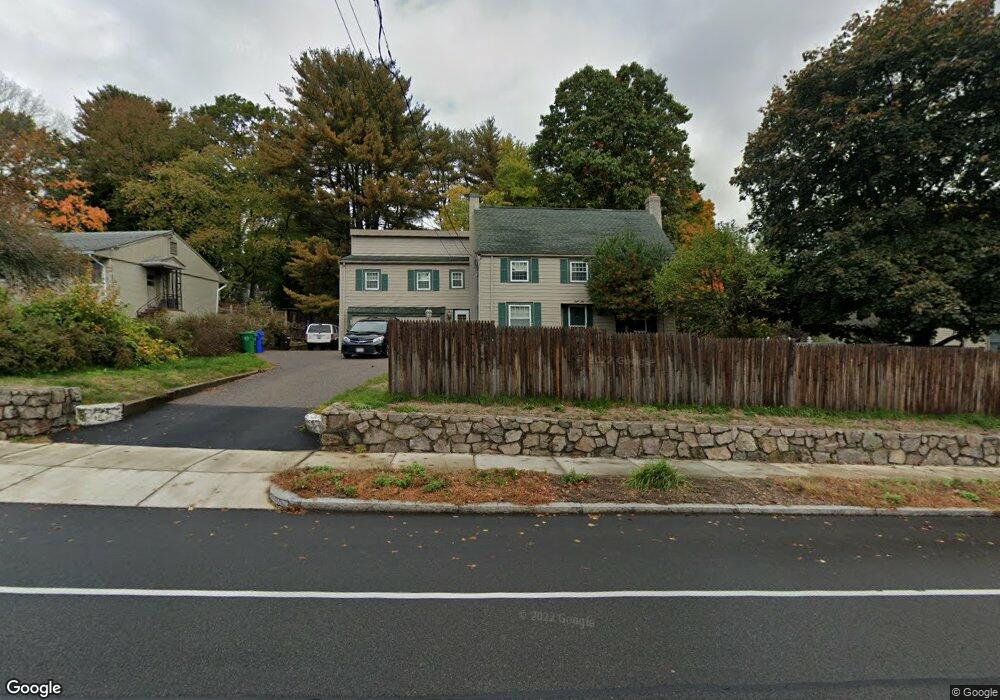 850 Dedham St unit 4, Newton Center, MA 02459 - photo 1