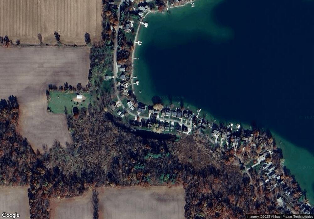 6810 W South Lake Gage Dr, Angola, IN 46703 - photo 1