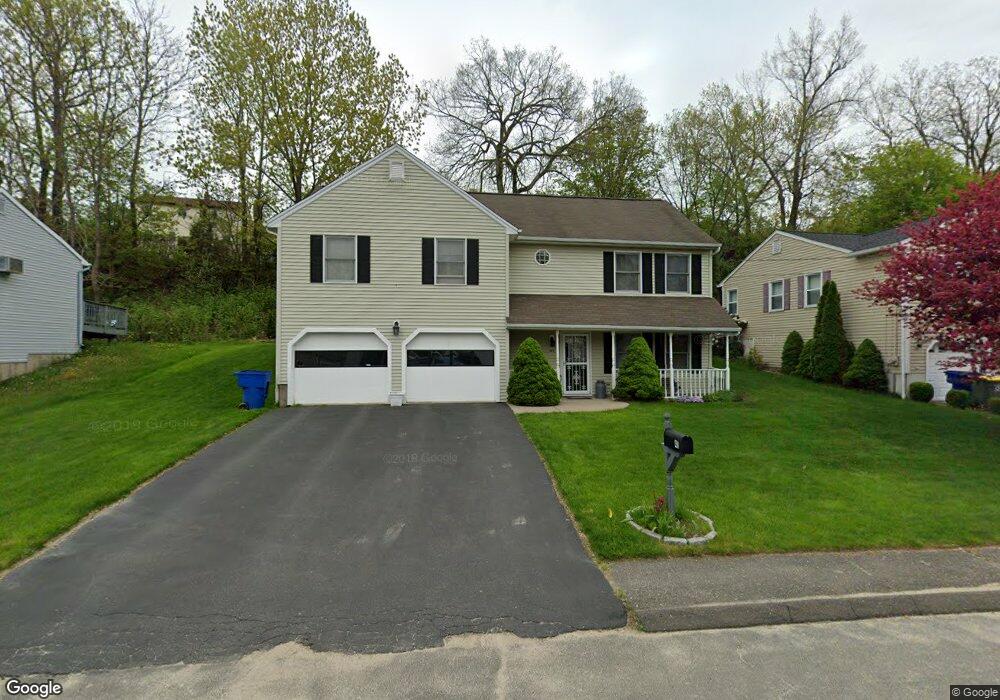 45 Westport Dr, Waterbury, CT 06706 - photo 1