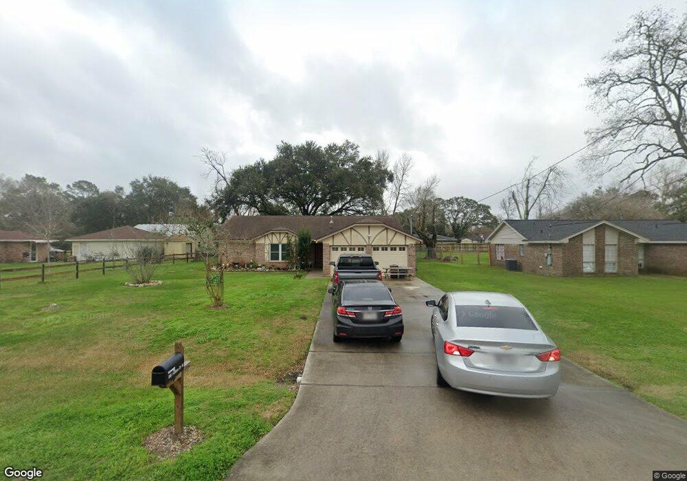 86 Fulton Dr N, Alvin, TX 77511 - photo 1