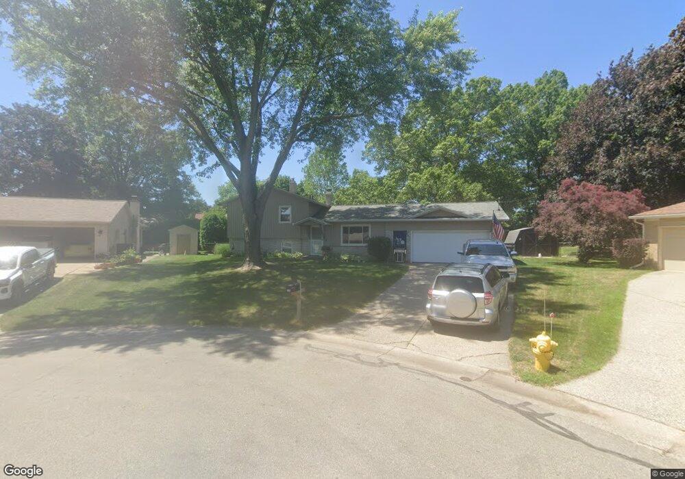 2826 Johnathan Ct NE, Grand Rapids, MI 49525 - photo 1