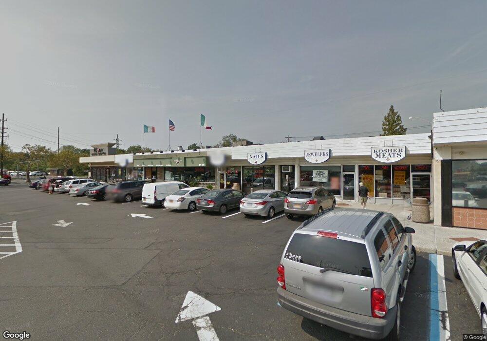 1314 Peninsula Blvd, Hewlett, NY 11557 - photo 1