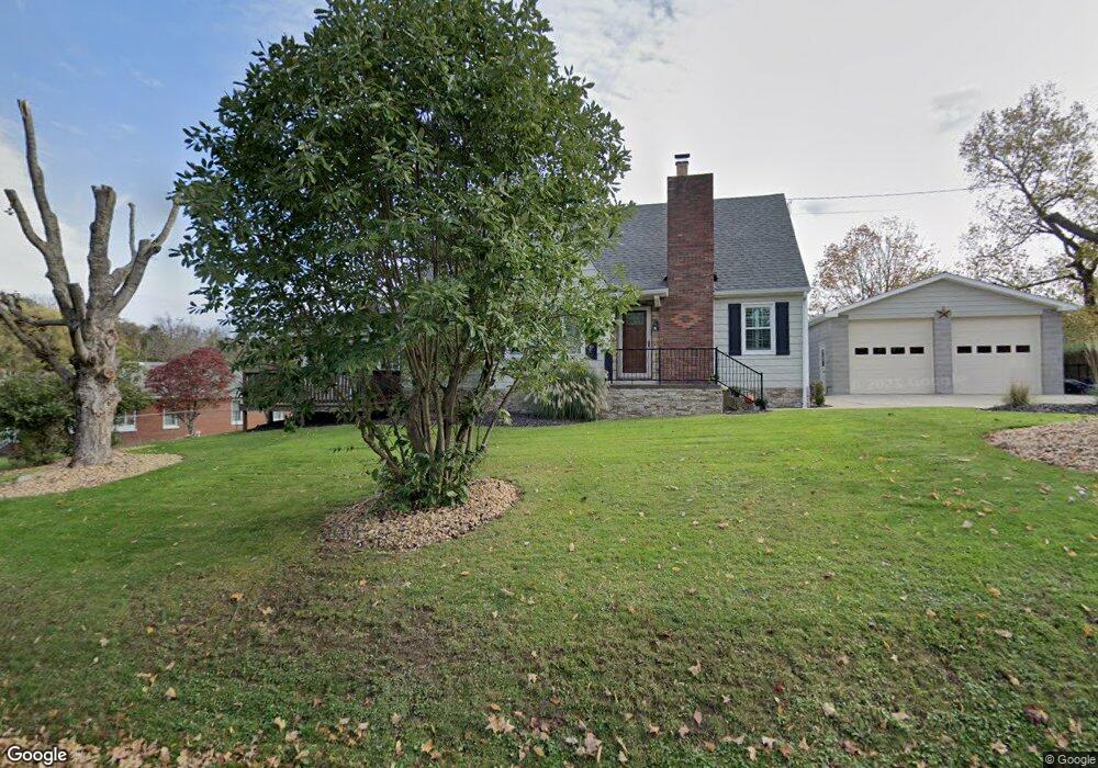 697 Springdale Ave, Wheeling, WV 26003 - photo 1