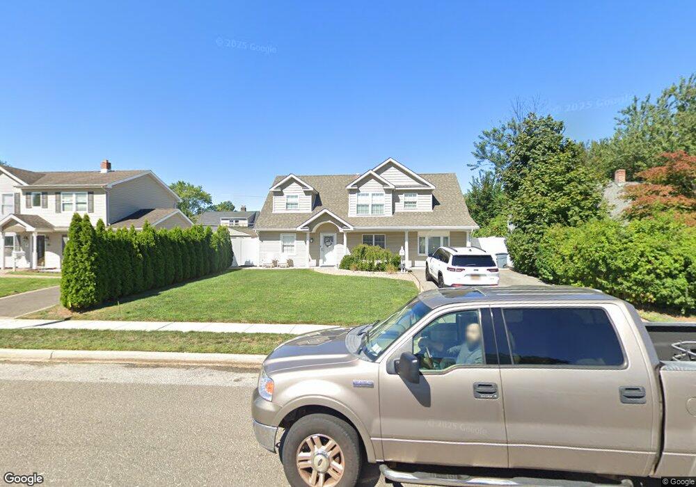 84 Ranch Ln, Levittown, NY 11756 - photo 1