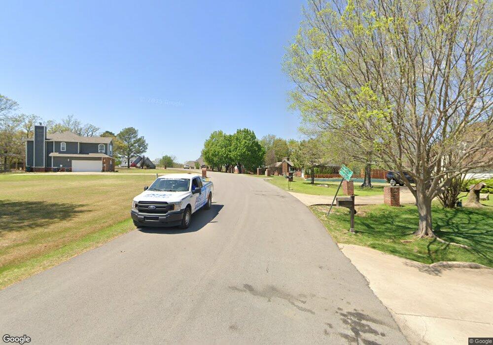 402 Royal Oak Dr, Sapulpa, OK 74066 - photo 1