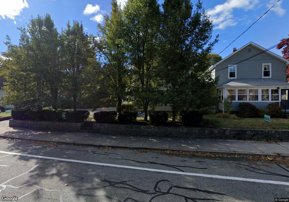 914 Kingstown Rd unit 2, South Kingstown, RI 02879 - photo 1