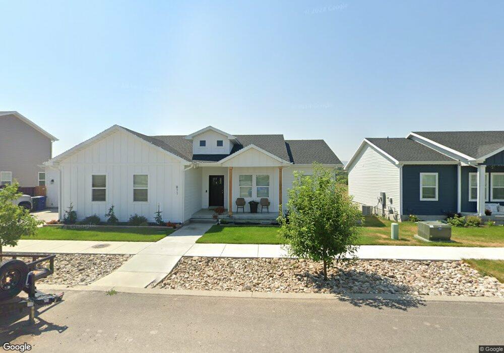 811 W 20 N, Hyrum, UT 84319 - photo 1