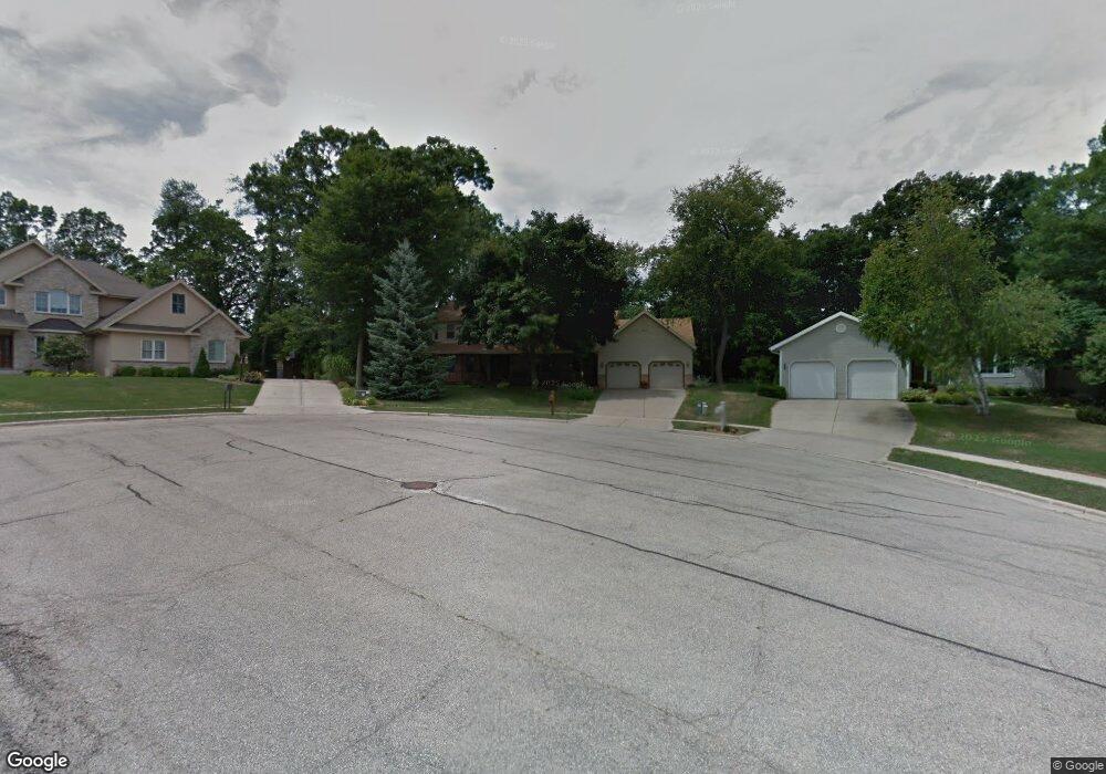 949 Timber Ridge Dr, Oregon, WI 53575 - photo 1