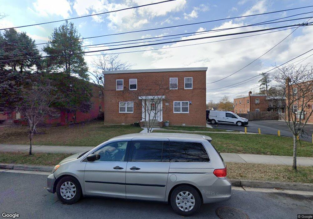 7902 Kennewick Ave, Takoma Park, MD 20912 - photo 1