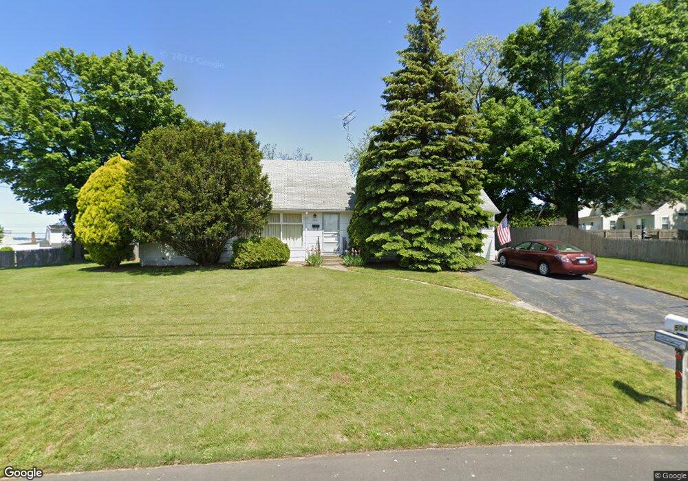 504 Curtis Ave, Stratford, CT 06615 - photo 1