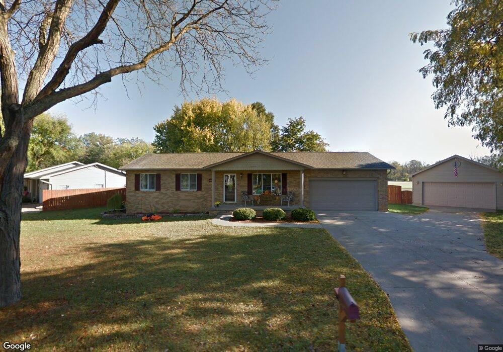 492 Hut West Dr, Flushing, MI 48433 - photo 1