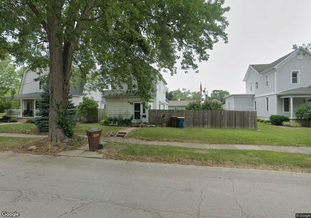 223 W Wiley Ave, Bluffton, IN 46714 - photo 1