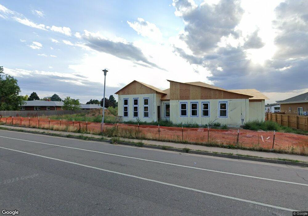 951 Kittredge Ct, Aurora, CO 80011 - photo 1