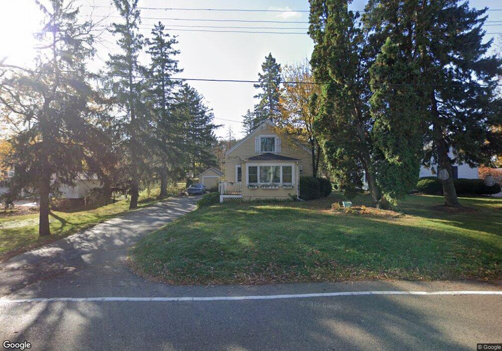 1026 Main St, Delafield, WI 53018 - photo 1