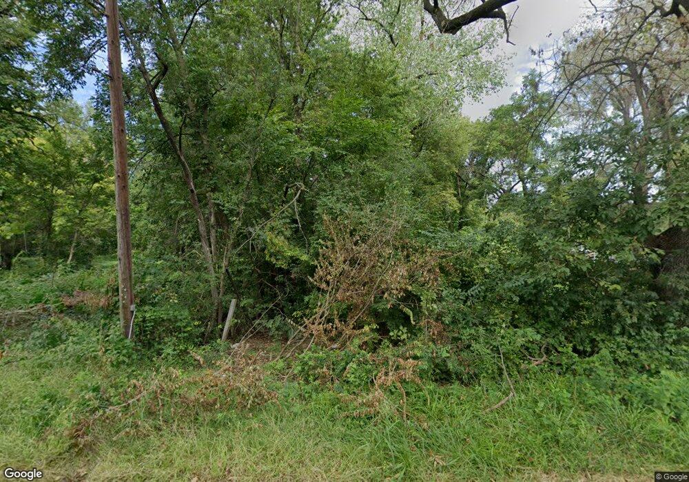 8503 Fairway Blvd, Collinsville, IL 62234 - photo 1