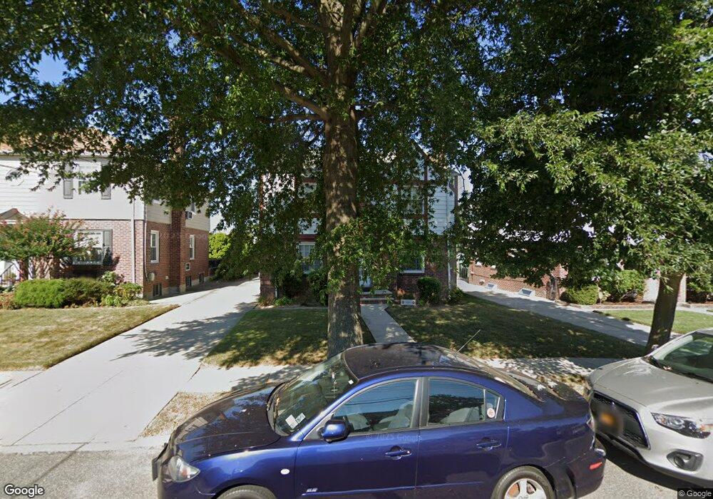 3218 170th St, Flushing, NY 11358 - photo 1