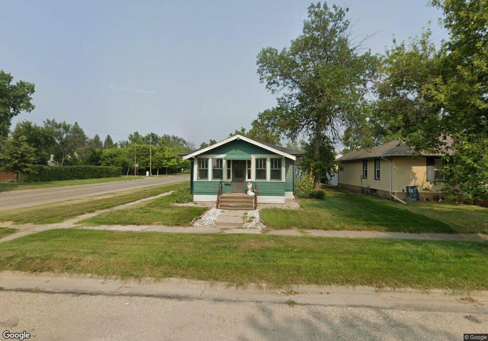 224 6th Ave NE, Jamestown, ND 58401 - photo 1