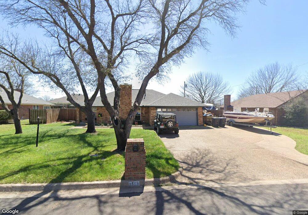 1509 Cindy Ln, Cleburne, TX 76033 - photo 1