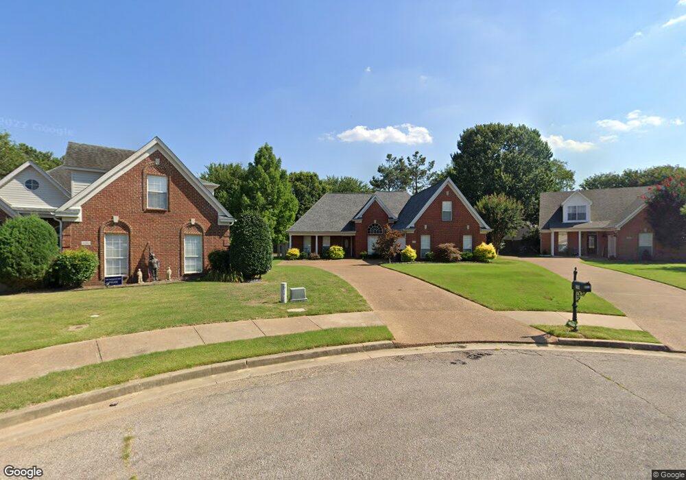 1590 Saddlebrook W, Hernando, MS 38632 - photo 1