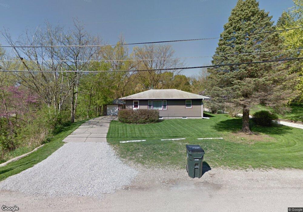 282 Foote St SW, Cedar Rapids, IA 52404 - photo 1