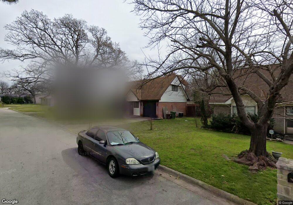 725 W Cedar St, Hurst, TX 76053 - photo 1