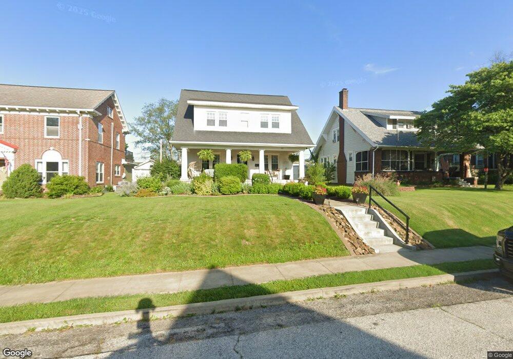 215 NE 9th St, Washington, IN 47501 - photo 1