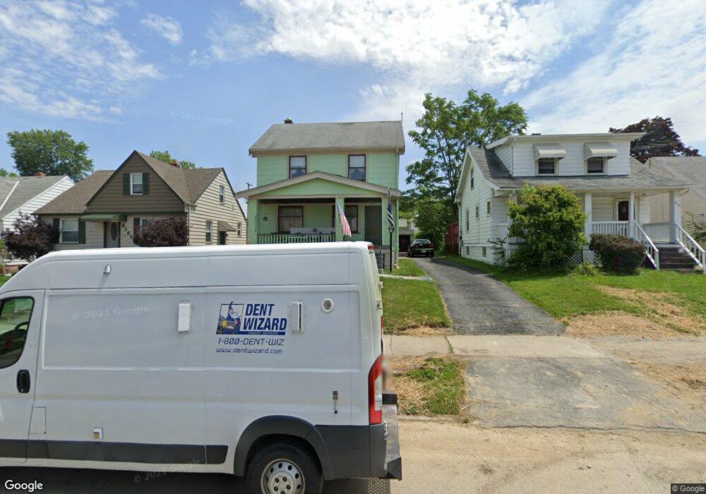 5171 Thomas St, Maple Heights, OH 44137 - photo 1