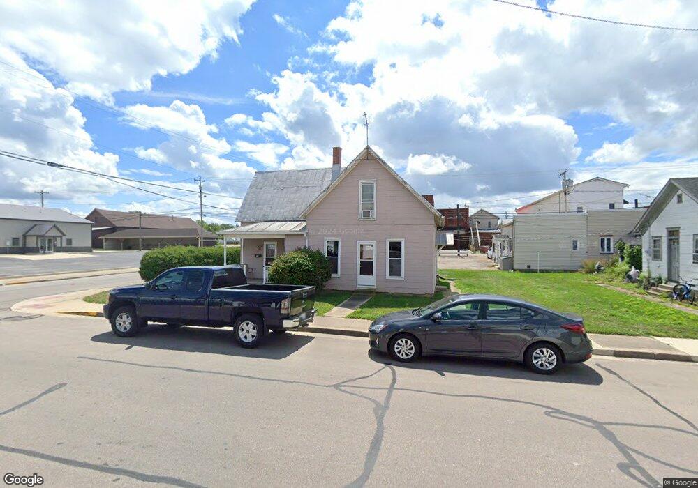 118 E Water St, Berne, IN 46711 - photo 1