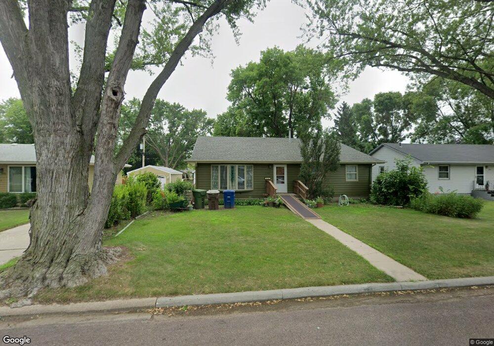 1505 E 4th Ave, Mitchell, SD 57301 - photo 1