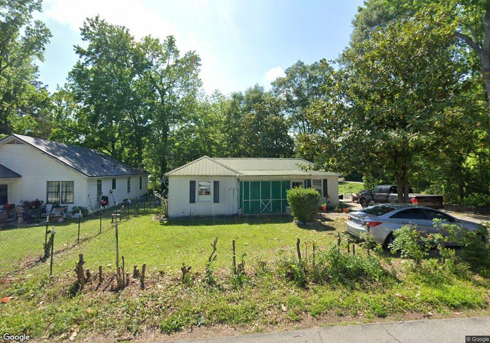 205 Matthews Ave, Carrollton, GA 30117 - photo 1