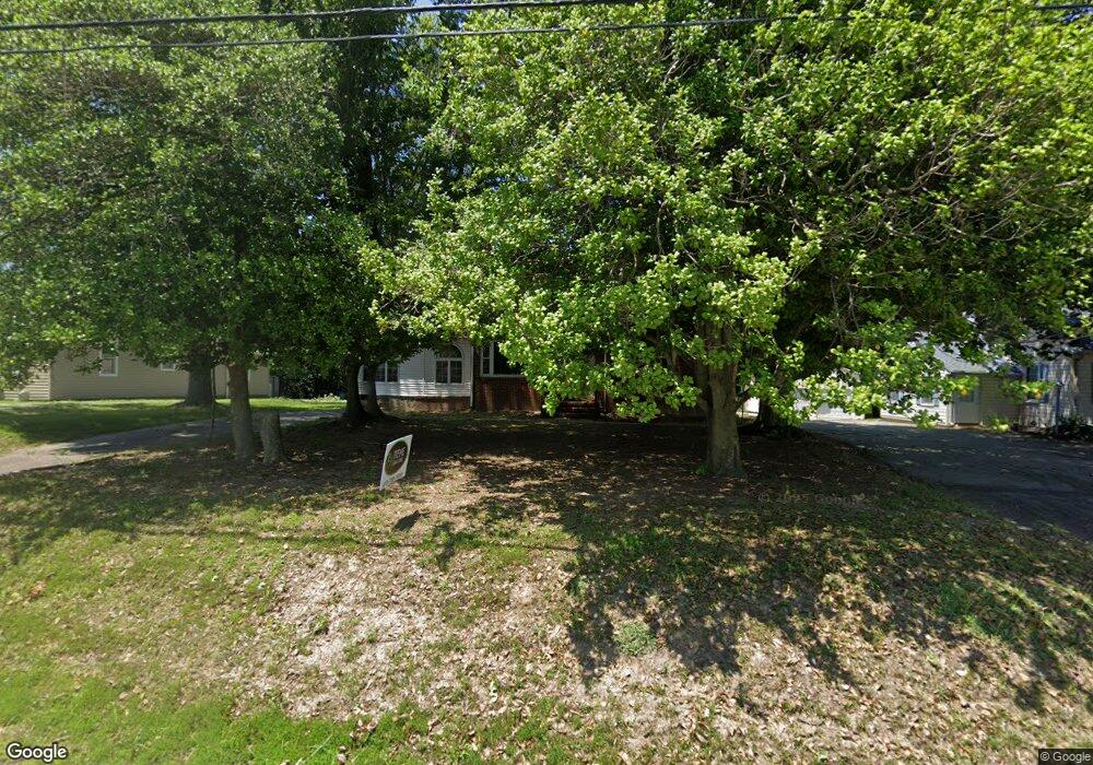 868 Washington Ave, Chestertown, MD 21620 - photo 1