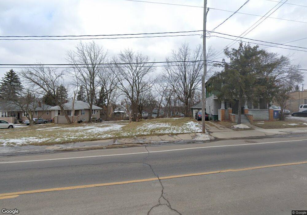 2226 Corunna Rd, Flint, MI 48503 - photo 1