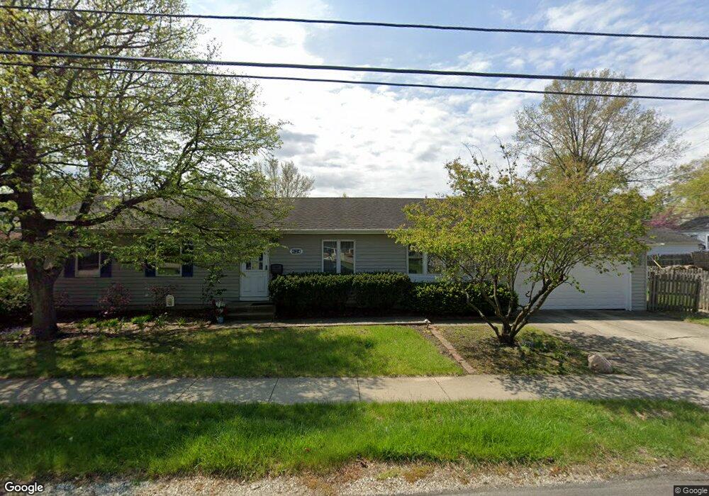 624 E Elm St, Wheaton, IL 60189 - photo 1