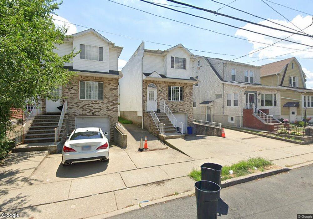 112 Coursen Place unit 114A, Staten Island, NY 10304 - photo 1